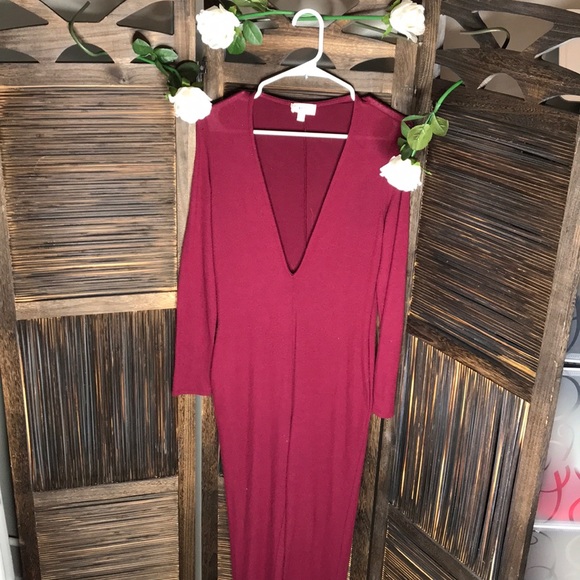 Low plunge red romper - Picture 2 of 5